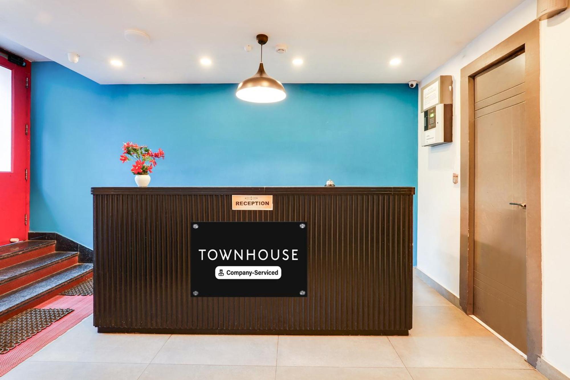 Super Townhouse Btm Layout Near Madiwala Lake Formerly Q Rooms Bangalore Exterior photo